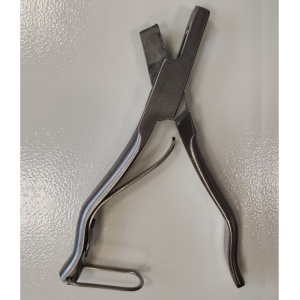 MYM Щипцы для выщипа полукгруглый вырез MYM Щипцы для выщипа полукгруглый вырез