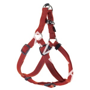 Шлейка д/собак нейлон М красная 2x53-77 см Triol Шлейка д/собак нейлон М красная 2x53-77 см Triol