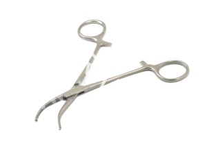 Зажим кровоост. типа Москит изг. по ребру 150 мм Зажим кровоост. типа Москит изг. по ребру 150 мм